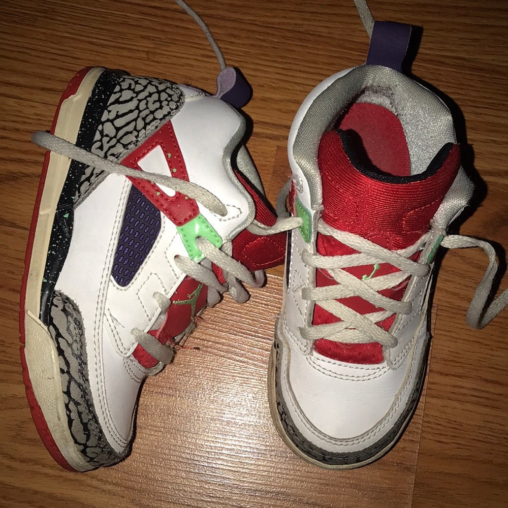 🔴RETRO JORDAN